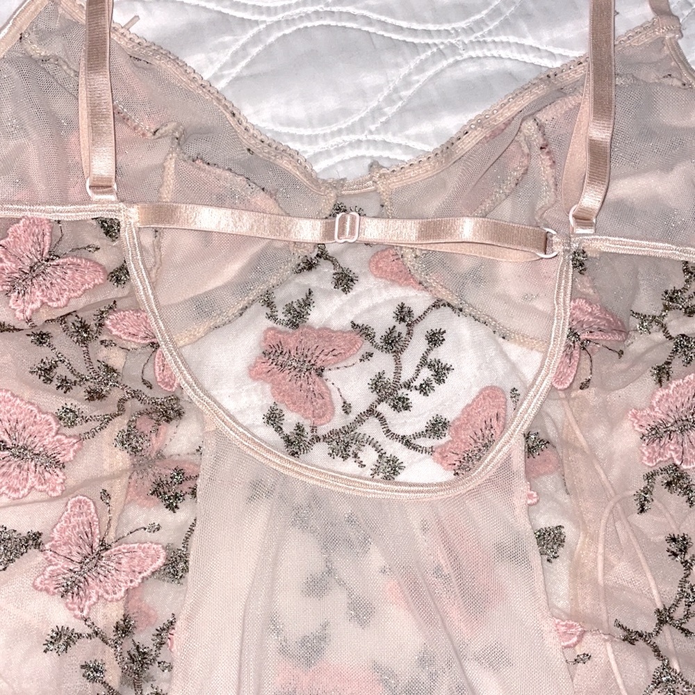 Pink butterfly lingerie - Picture 7 of 13